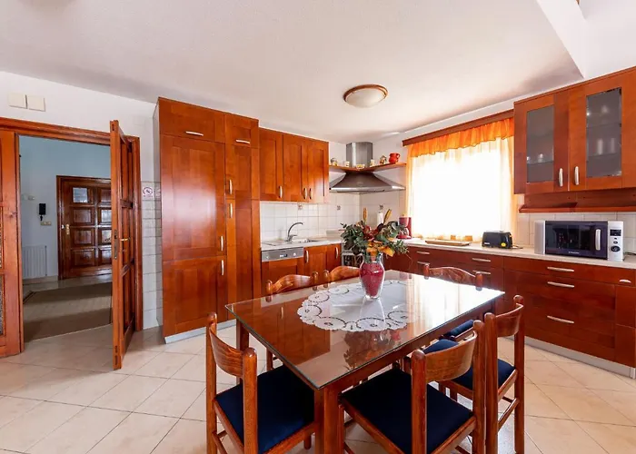 Apartman Saba-2 By Interhome Trogir